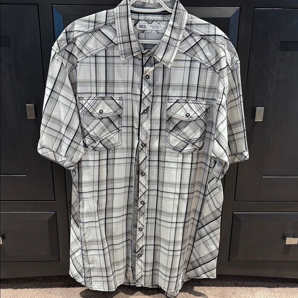 BKE athletic fit shirt! Size XXL very good condition !